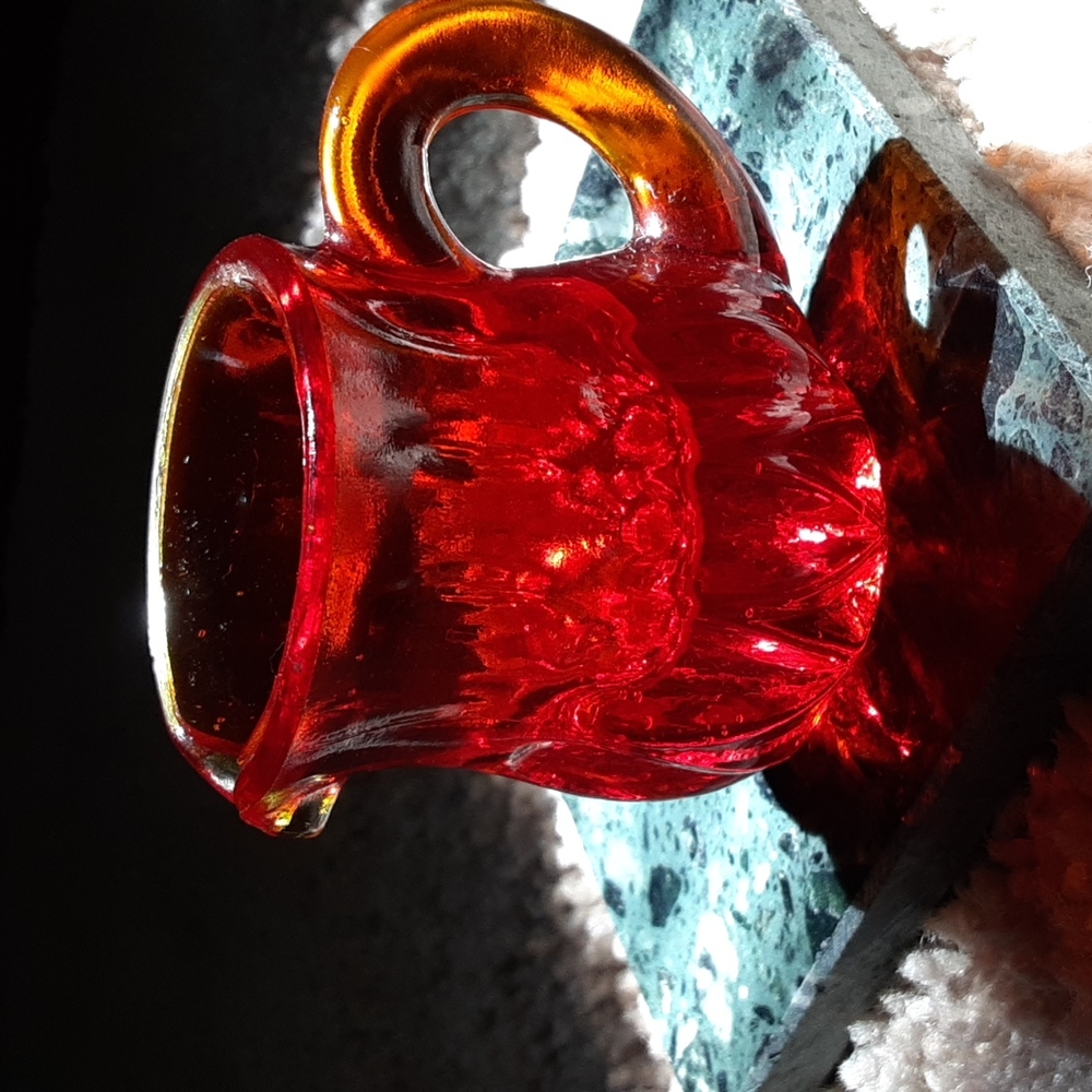 Beautiful vintage Dagenheart Amberine glass pitcher.